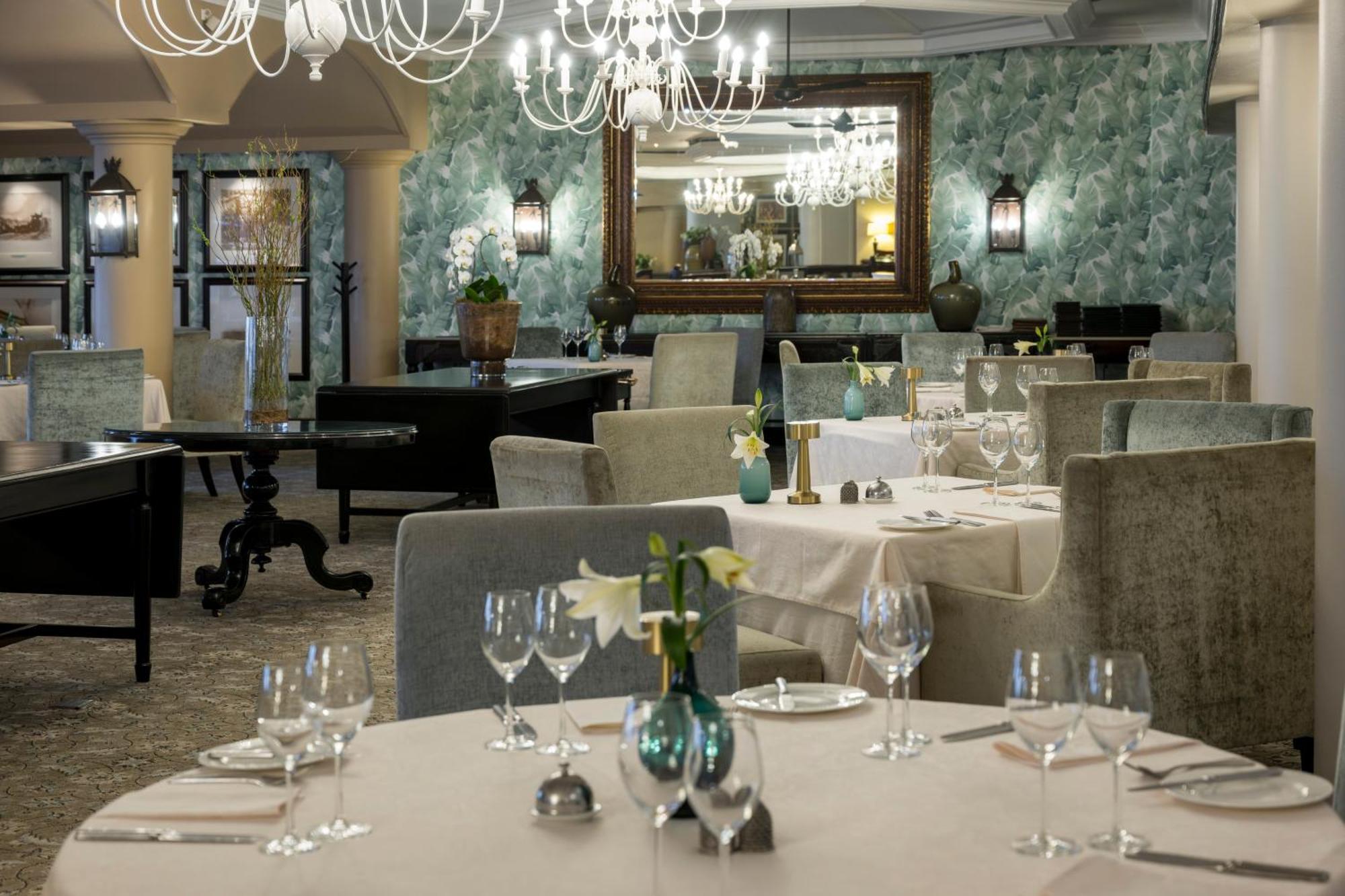Beverly Hills Дурбан Экстерьер фото Restaurant